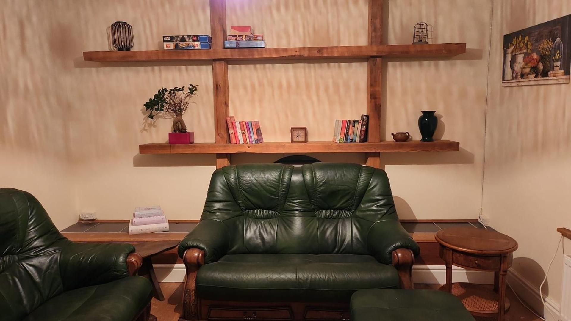 Large 2 Bed Holiday Let In Central Ystradgynlais 외부 사진